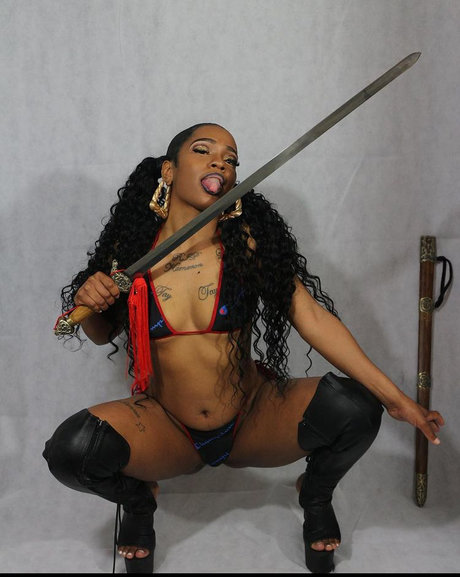 Monaa Lisaa only fans leaks