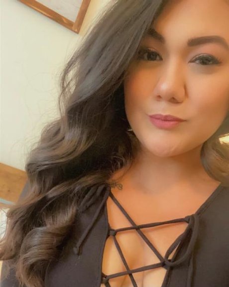 Julia Lauren onlyfans leaked photos