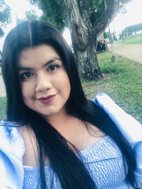 X Bella 95 onlyfans nide