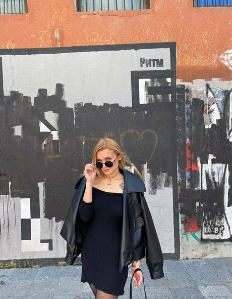 amberfoxyyy onlyfans nude pics