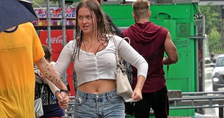 Candid Bralessday onlyfans photos