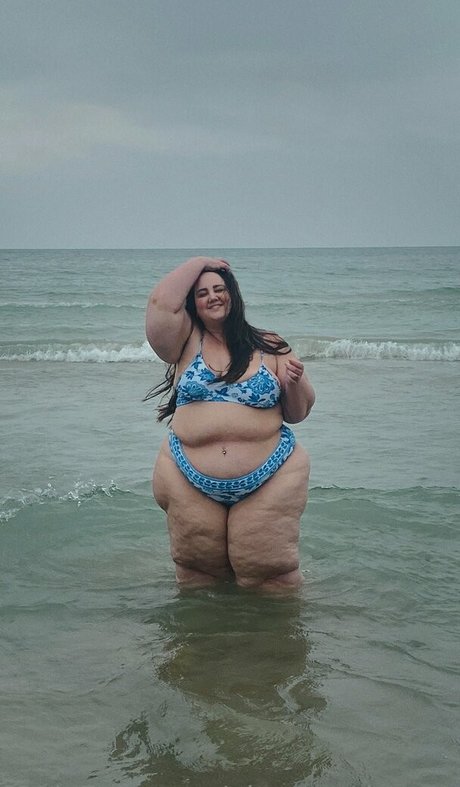 plump princess onlyfans strip tease