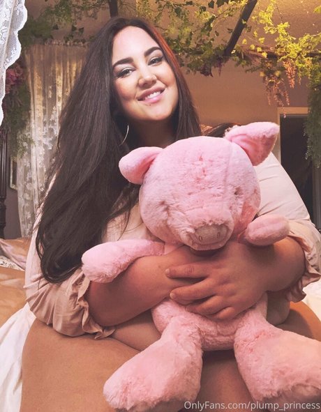 plump princess leaked onlyfans nude