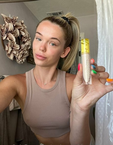 makeupwithmeredithh leaked naked onlyfans