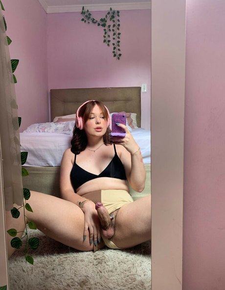 Ofelelia Scheider only fans