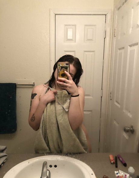 cherryjuic Profile pic