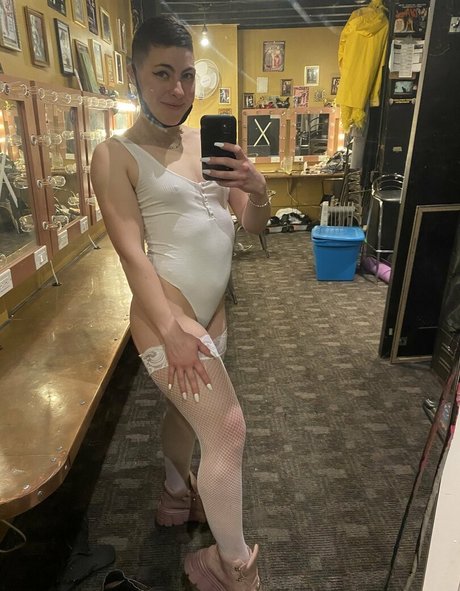 opal lilly onyx onlyfans model photos