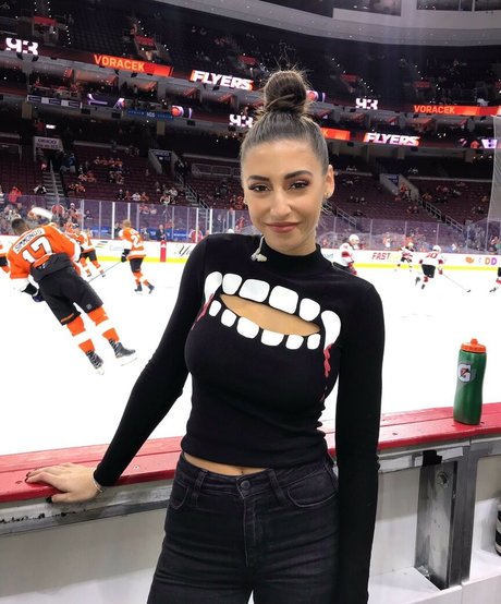 pussy ass onlyfans hot render