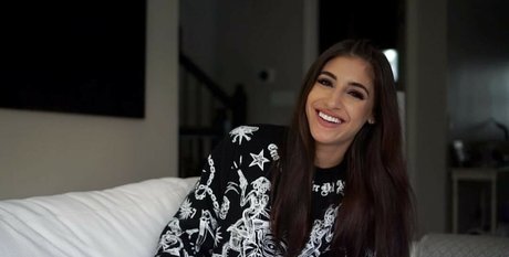 Andrea Helfrich onlyfans leaks