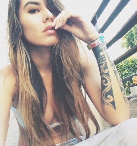 Khalyla Kuhn only fans