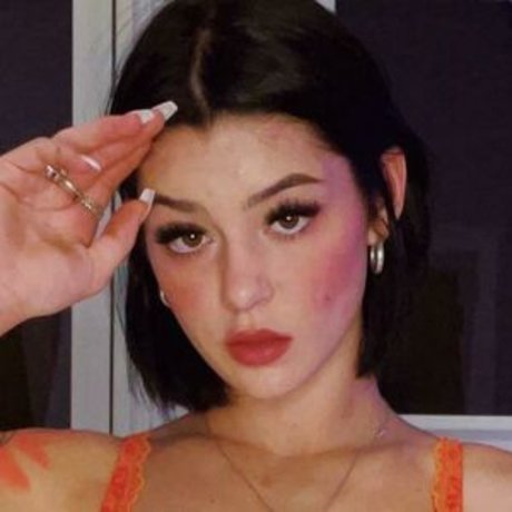 Sierra Wobb naked only fans