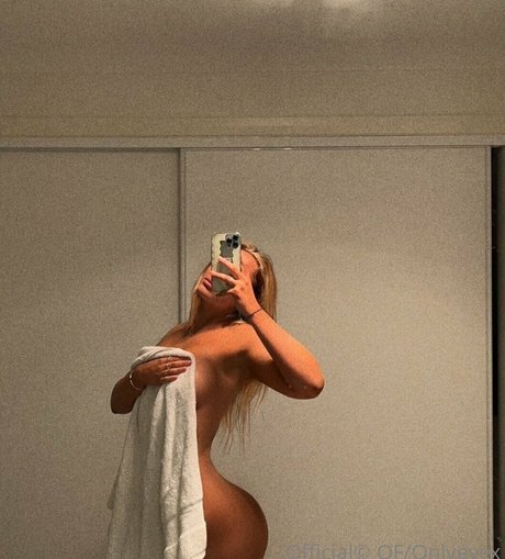 Justeviehall onlyfans.