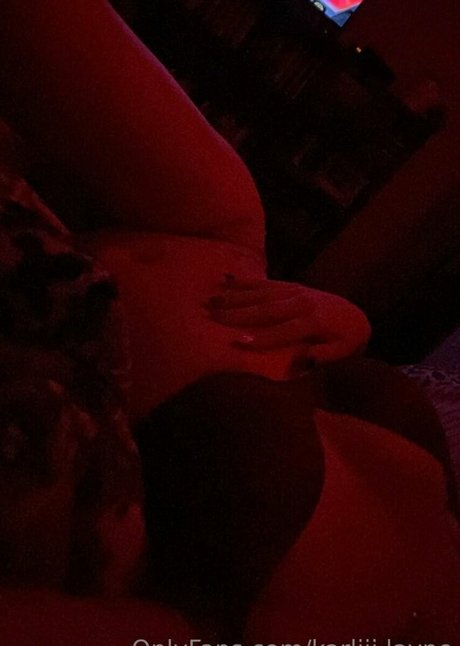 emswrldxo onlyfans model photos