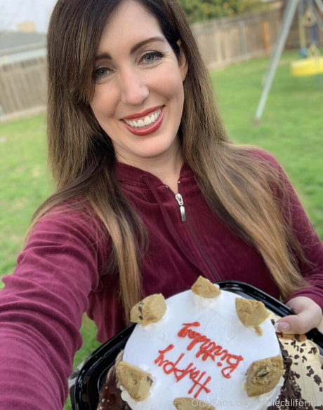 mrsbellecakes onlyfans leaked