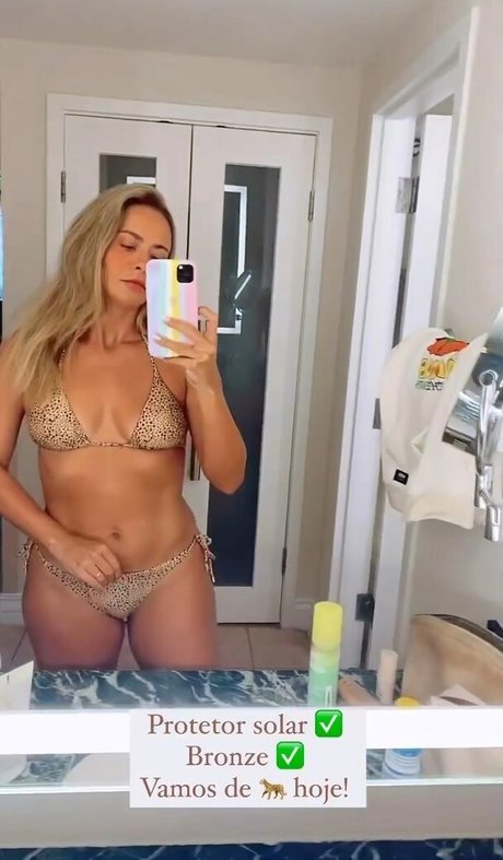 Juliana Silveira onlyfans strip tease