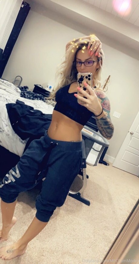 mfccammodel only fans leak nude