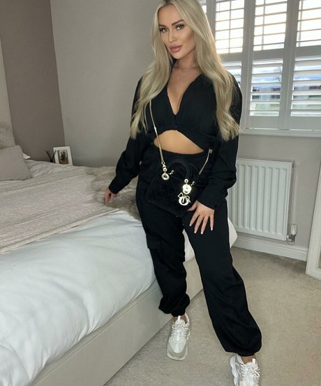 viplaurenxx onlyfans strip