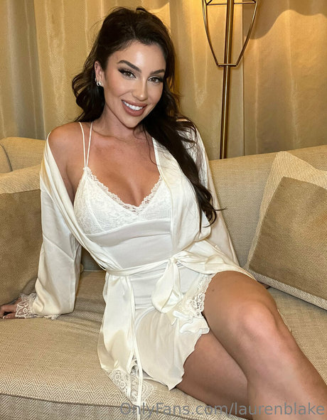 laurenblake desnuda onlyfans
