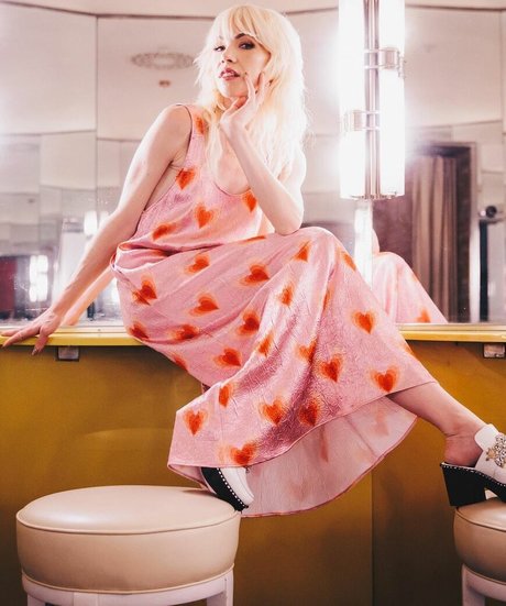 Carly Rae Jepsen onlyfans leaked nudes