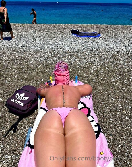 pornstar onlyfans art porn slide