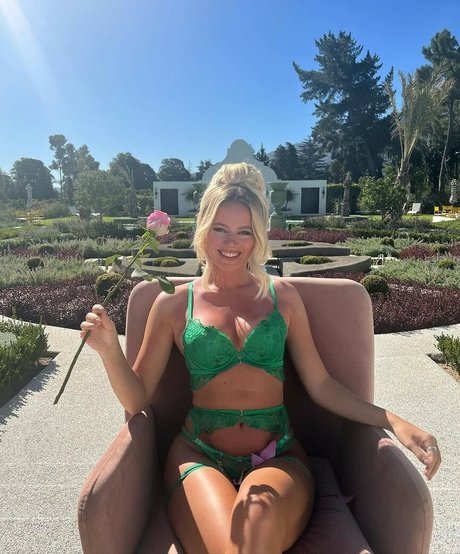 Tasha Ghouri feet onlyfans