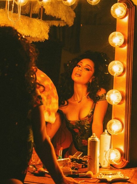 Alexa Demie topless onlyfans