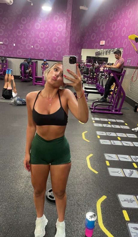 IsaMeccia onlyfans porn leaked