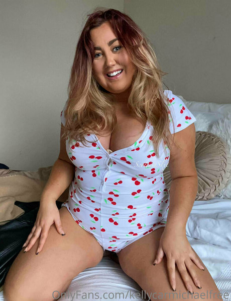 kellycarmichaelfree onlyfans content