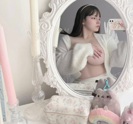 Emixomiu onlyfans nudes