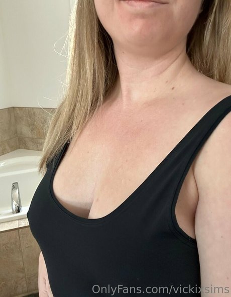 vickixsims xxx onlyfans