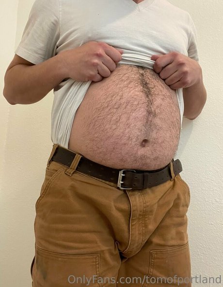 outdoor shower onlyfans art xxx depiction