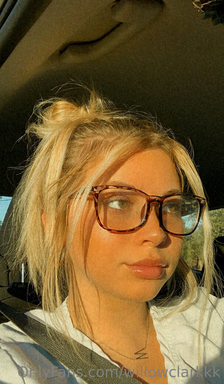 willowclarkk onlyfans archive