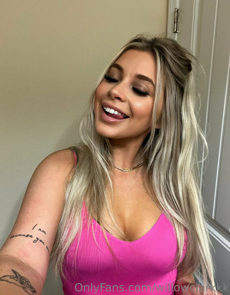 willowclarkk pics onlyfans