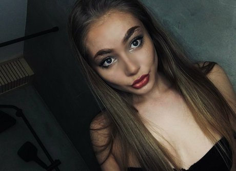 curvy solo onlyfans free sexy plate