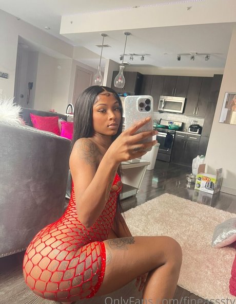 fineasssstv onlyfans leaked tits