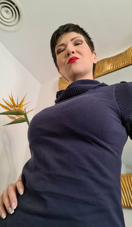 mistressalexandra leaks only fans