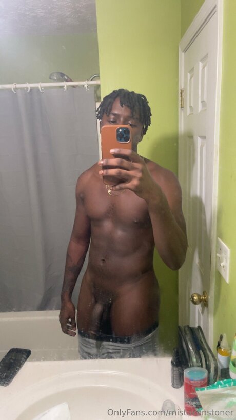 Top Shelf Freak_ onlyfans photos