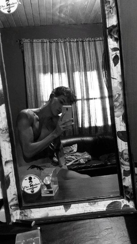 Ivan Agut onlyfans leaks.