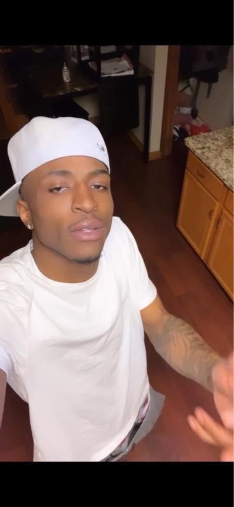 Mojo YFS onlyfans porno