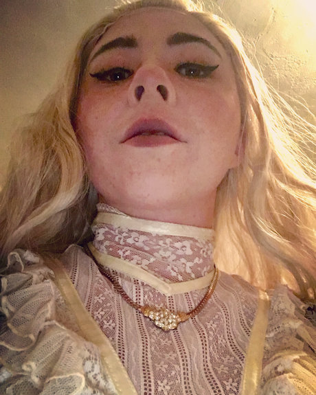 Morgana Crane naked onlyfans pics