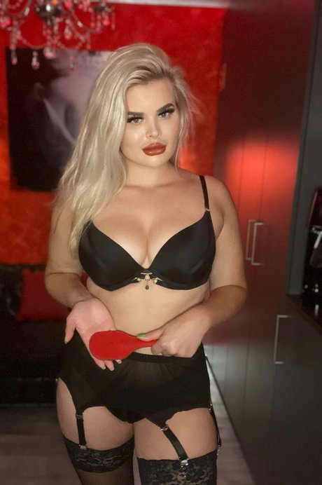 Lady Lucia Lucifa leaked onlyfans pictures