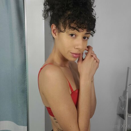 Aly Beany onlyfans model photo