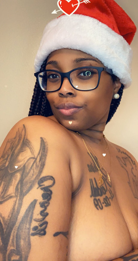 Coco Inkk_ onlyfans fotos