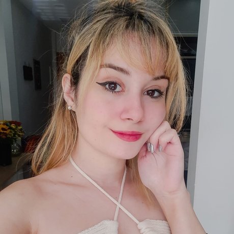 Luiza Spina onlyfans sextape