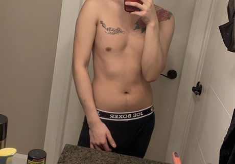 Kallum Wong onlyfans naked leak