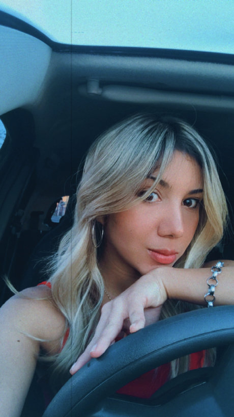 indeanaT onlyfans gratis