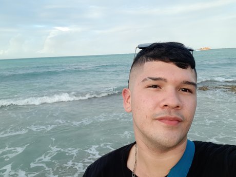 Juansegonzalez3 xxx onlyfans