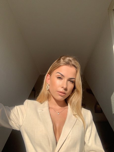 Lasheria Academy onlyfans leakd