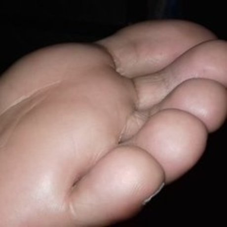 PiesDeliciosos onlyfans nudes