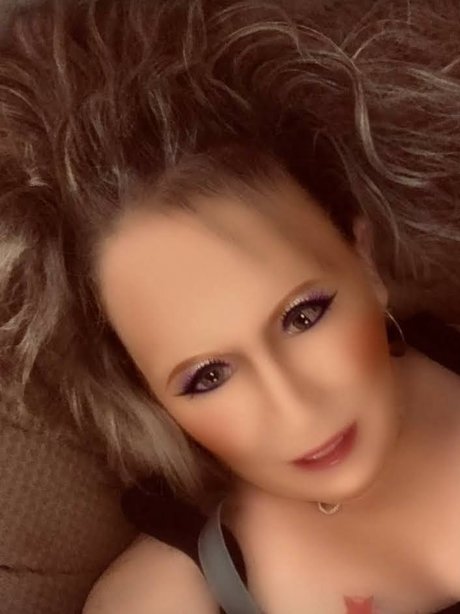 Crystal Minton onlyfans leak nude